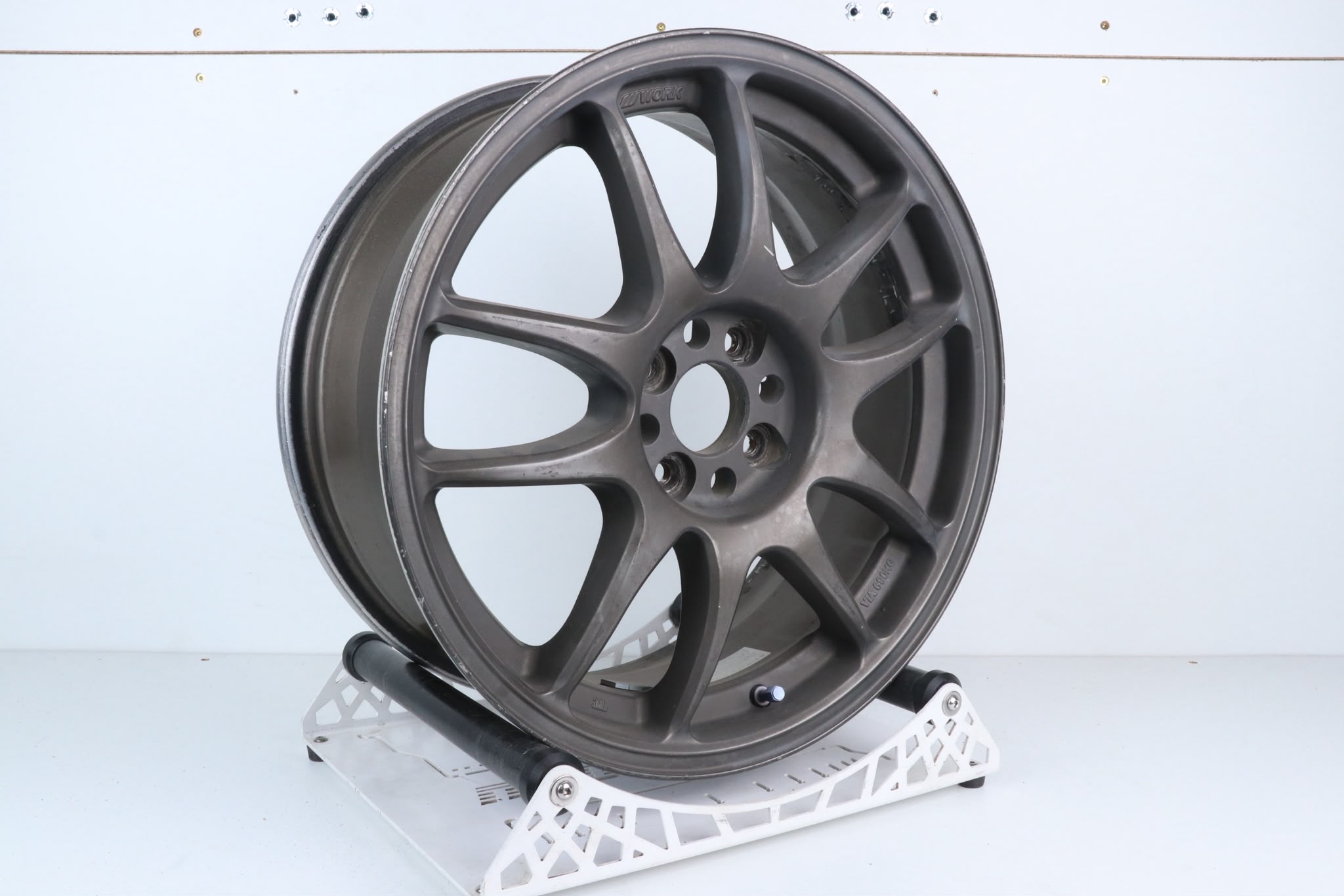 希少！ ワーク エモーション CR kai 17x8j 7j Work Emotion CR-Kai 17′ 7J + 42 4×100 – JDM Emergency