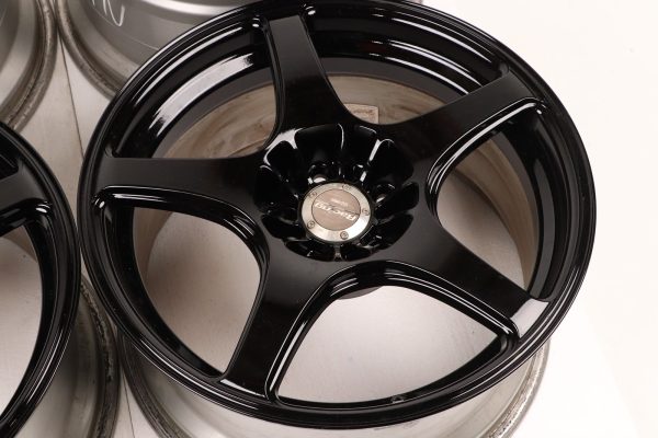 Enkei RP03 17′ 8.5J + 35 9.5J + 38 5×114.3 – JDM Emergency