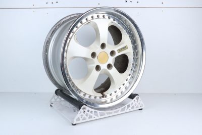 Desmond Re-Amemiya AW7 Forged 17' 8.5J + 42 9.5J + 42 5x114.3