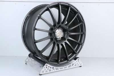 Advan Yokohama Connoisseur 151C 18' 8.5J + 38 5x114.3