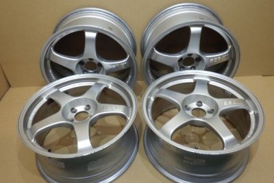 SSR Integral GT2 18' 8.5J + 48 5x100