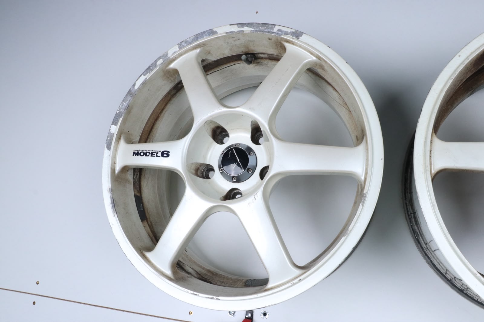 Advan Yokohama AVS Model 6 17′ 8J + 30 5×114.3 – JDM Emergency