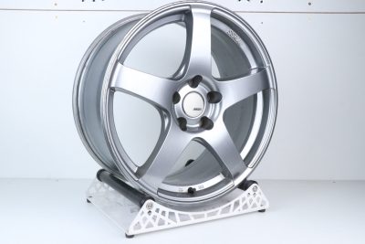 SSR GTV01 18' 8.5J + 40 5x114.3