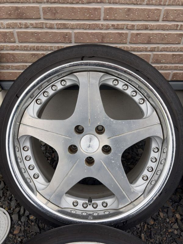 Super Star Leon Hardiritt Orden 18′ 9J +20 10J + 19 5×114.3 – JDM